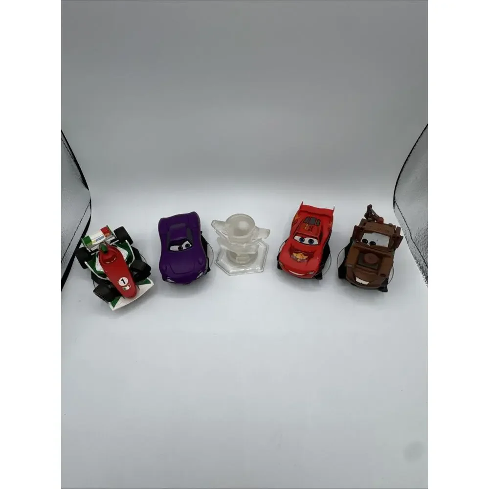 Disney Infinity 1.0 Cars Lightning McQueen Mater Holley FrancescoFigures/Playset